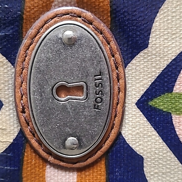 Fossil IPad Tablet Zippered Sleeve - Picture 2 of 10